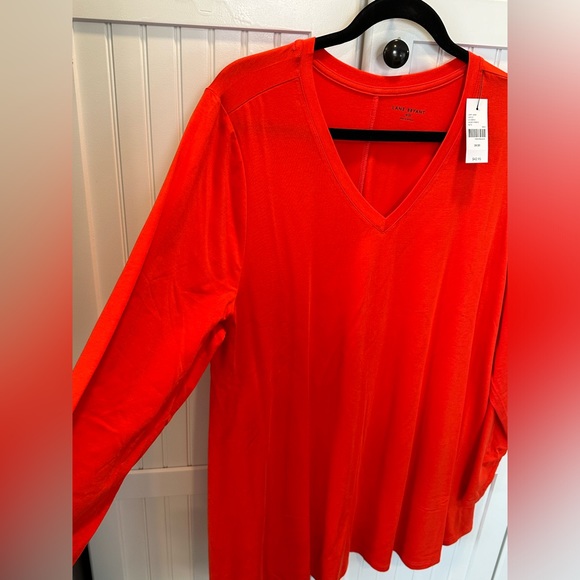 Lane Bryant Swing Long-Sleeve V-Neck Tunic in Burnt Orange NWT Size 18/20 2X - Picture 4 of 9
